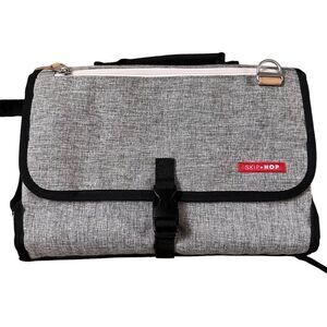 Skip Hop Portable Baby Changing Pad, Pronto, wristlet strap ~ interior pockets